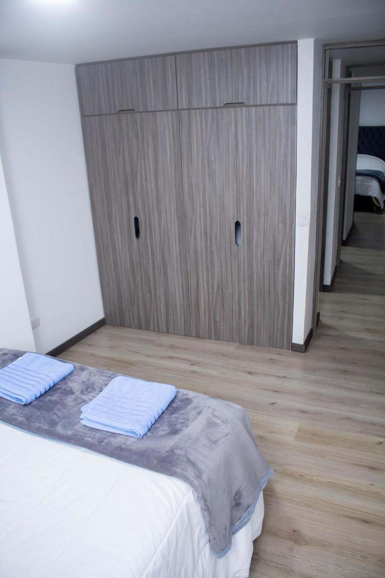 Apartamentos Comodos En Milan Zona G マニサレス エクステリア 写真