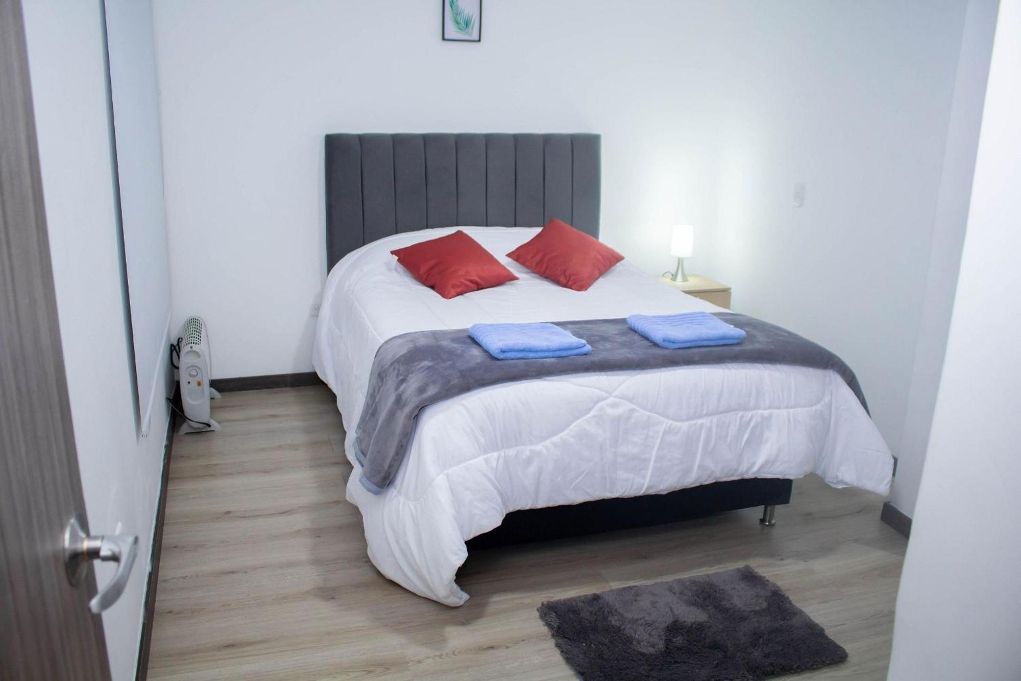 Apartamentos Comodos En Milan Zona G マニサレス エクステリア 写真